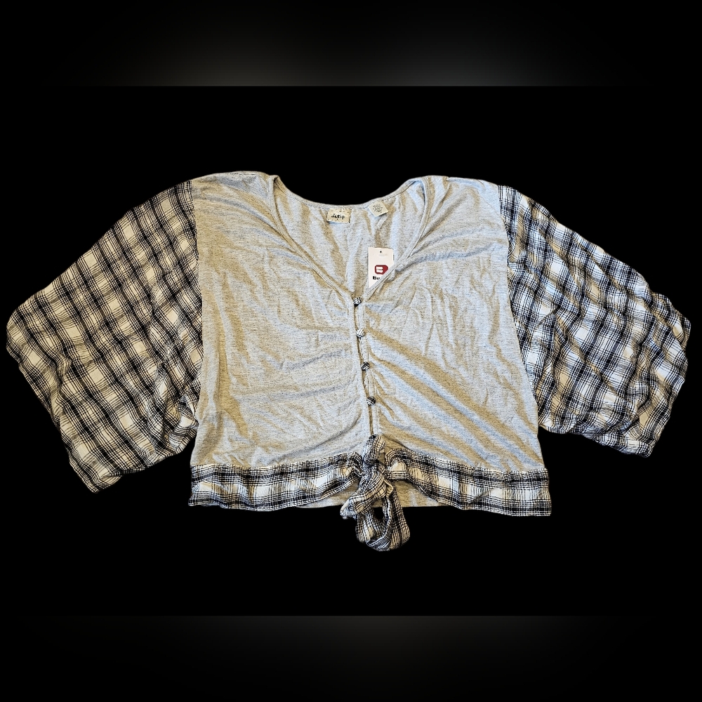 Daytrip Buckle Medium Boxy button‎ down tie crop ss gray top blouse shirt new